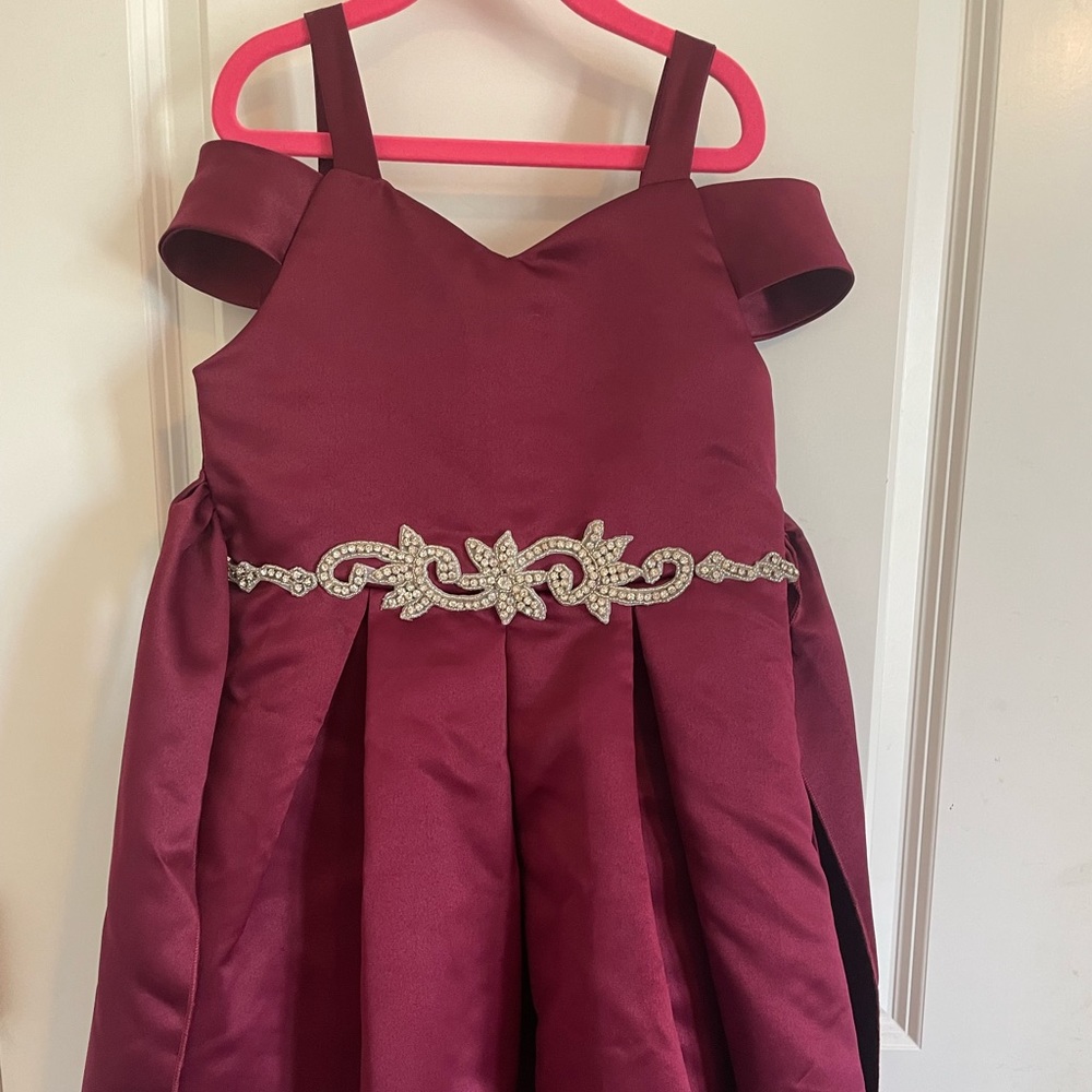 Size 8 girls burgundy formal dress